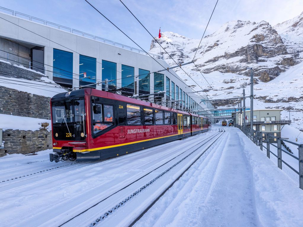 Grindelwald Wengen Eigergletscher Jungfraubahn