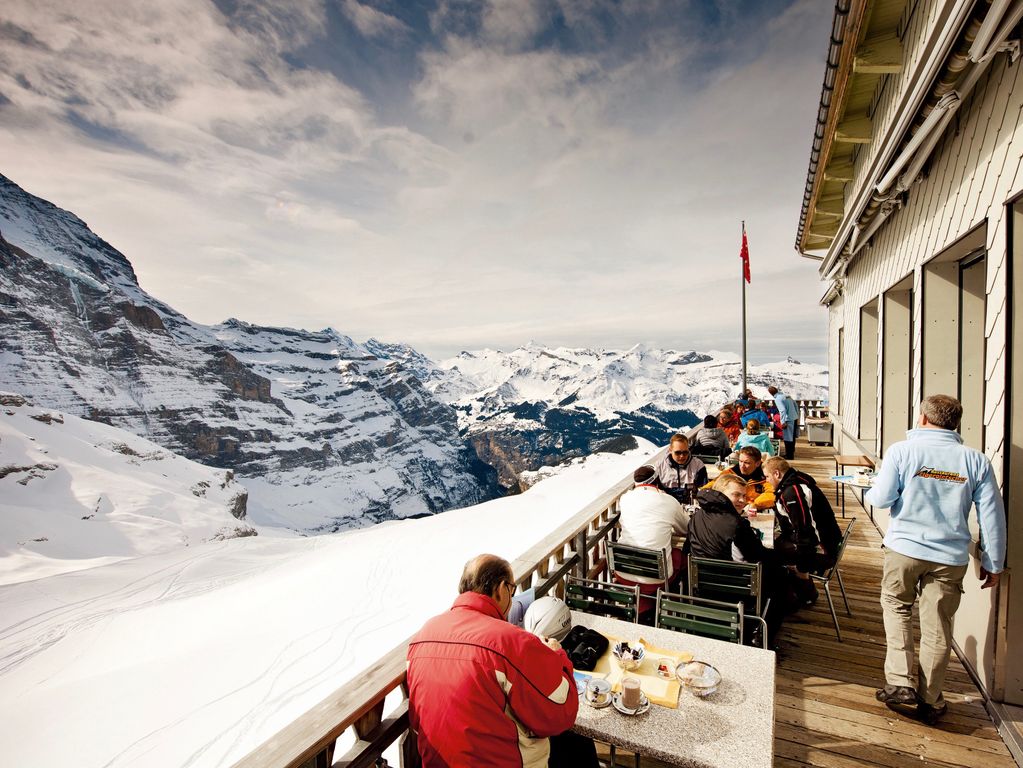 Grindelwald Eigergletscher Scheidegg restaurant