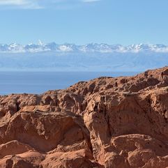 kirgizie_rotslandschap_meer_bergen_skazka_canyon_022