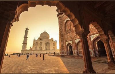 De Taj Mahal in de ochtend