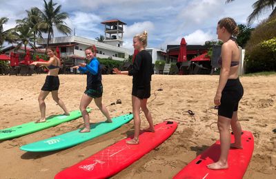 Pak de golven in Weligama