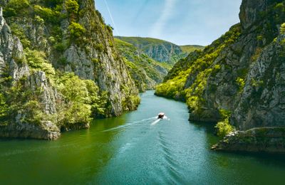 Boottocht Matka-kloof