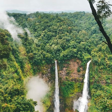 Ubon Ratchathani - Bolaven Plateau (Laos) Ubon Ratchathani - Bolaven Plateau (Laos)