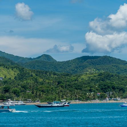 Met de ferry naar Dumaguete, Negros Met de ferry naar Dumaguete, Negros
