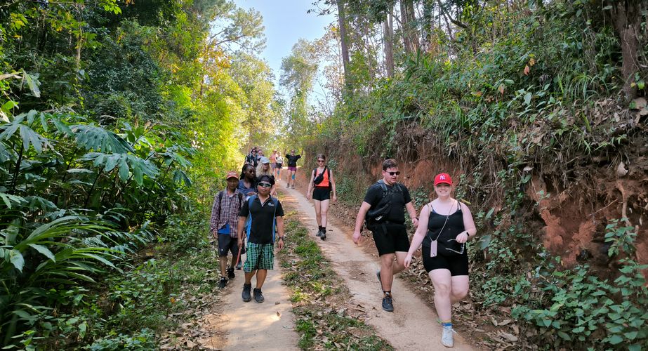 jungle trekking thailand gids feb 2024 4 jungle trekking thailand gids feb 2024 4