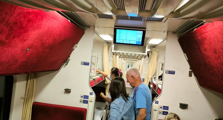 nachttrein bangkok chiang mai thailand gids feb 2024 1 nachttrein bangkok chiang mai thailand gids feb 2024 1