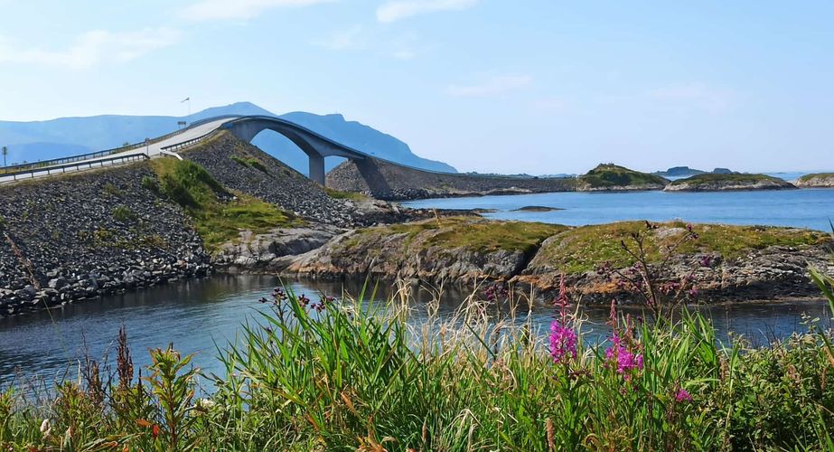 noordkaap_brug_landschap_weg_atlanterhavsveien_015