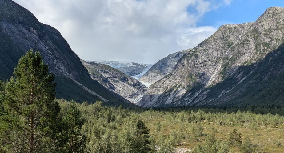 noordkaap_gletsjer_vallei_bergen_svartisen_gletsjer_027