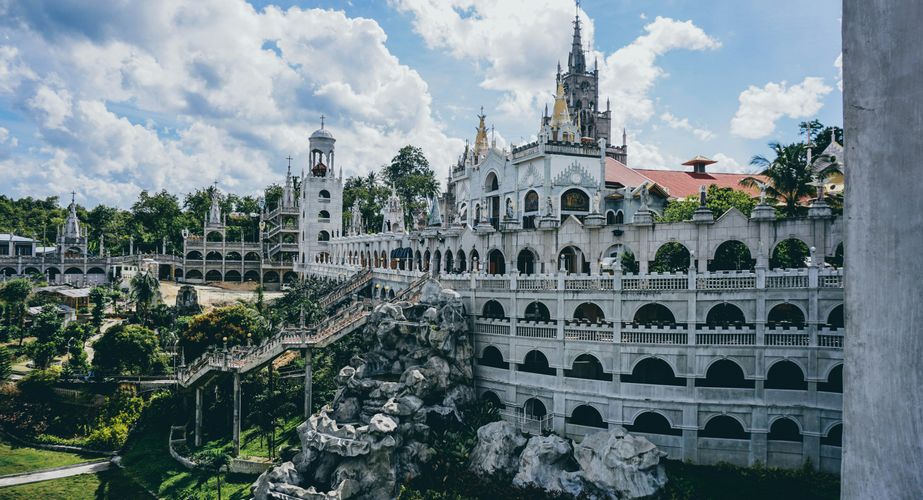 ralph olazo btqlqsUkaug unsplash