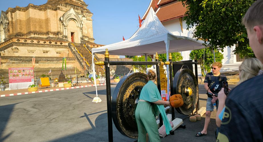 wat chedi luang thailand gids feb 2024 2 wat chedi luang thailand gids feb 2024 2