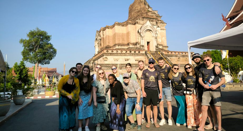 wat chedi luang thailand gids feb 2024 3 wat chedi luang thailand gids feb 2024 3